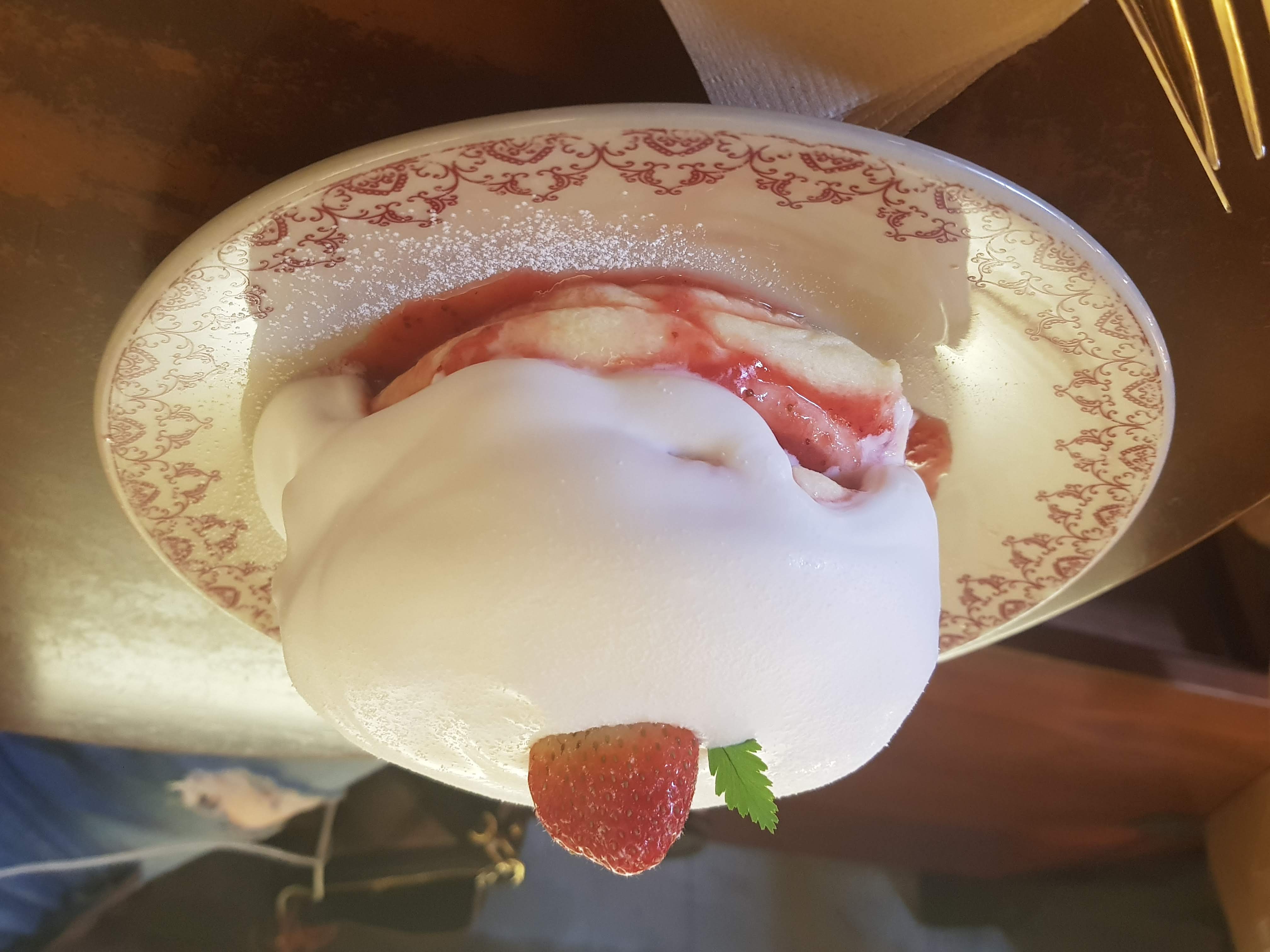 서울 동백양과점 — 익선동 한옥 수플레, 기다림과 가격을 알고 가세요