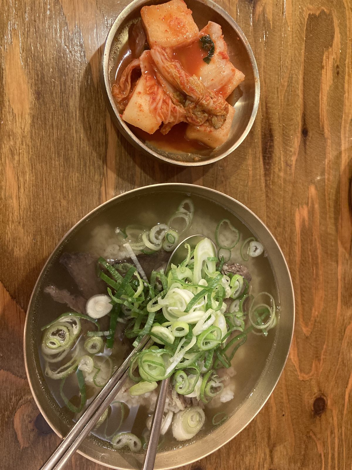 Hadongkwan — Clear Beef Soup, Then Add the Kimchi Brine for a Second Flavour