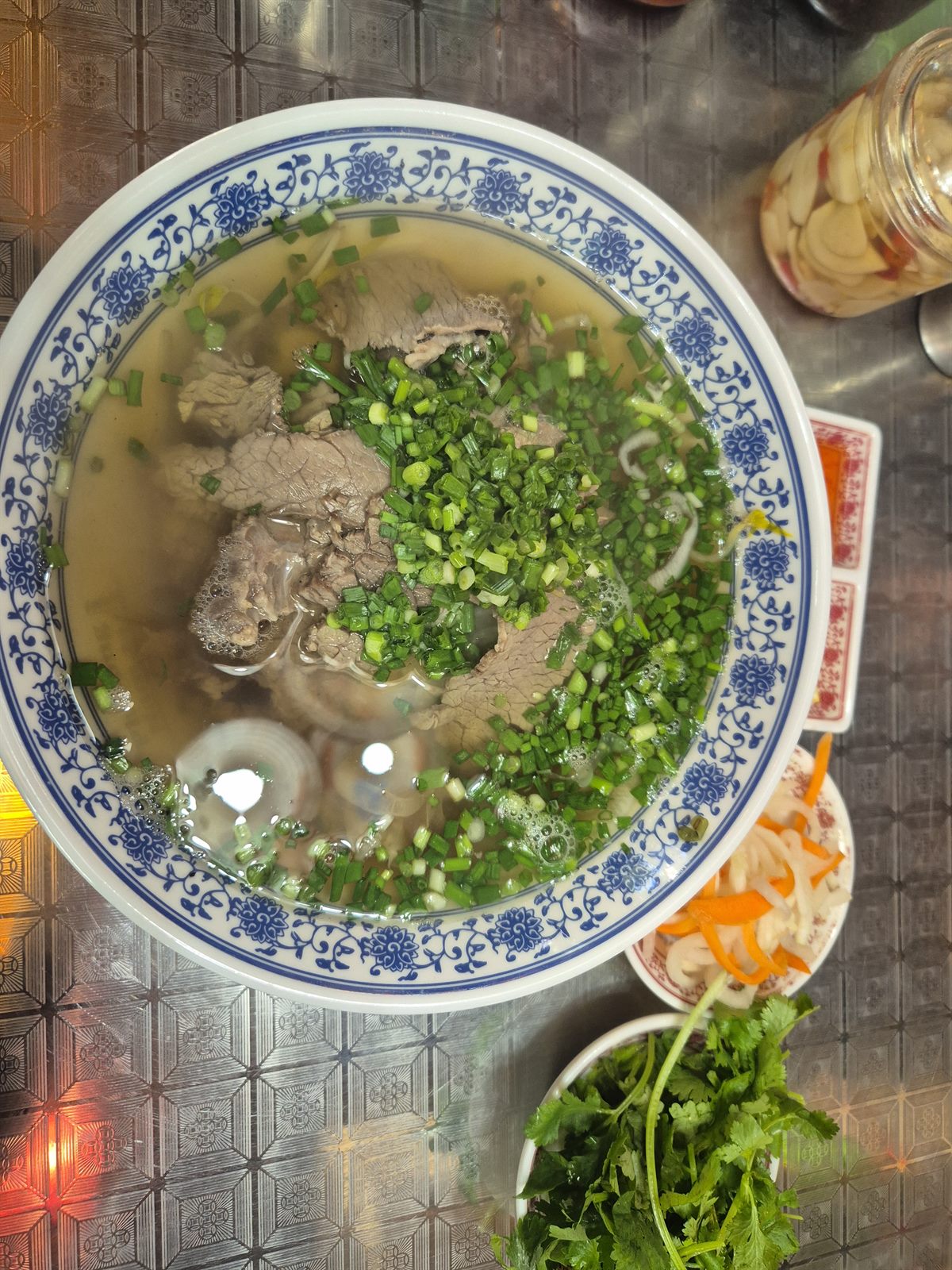 Pho Ong Nam Dangsan — Vietnamese Pho, Then a Walk Along the Han River