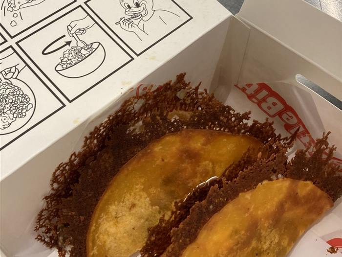 비틀스타코 더현대 서울점 — 점심을 가볍게 때우고 싶을 때, 고기를 골라 먹는 비리아 타코